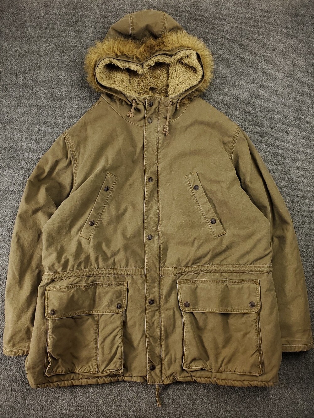 Vintage American Eagle Expedition Parka XL Olive Faux Fur Hood Sherpa Lined